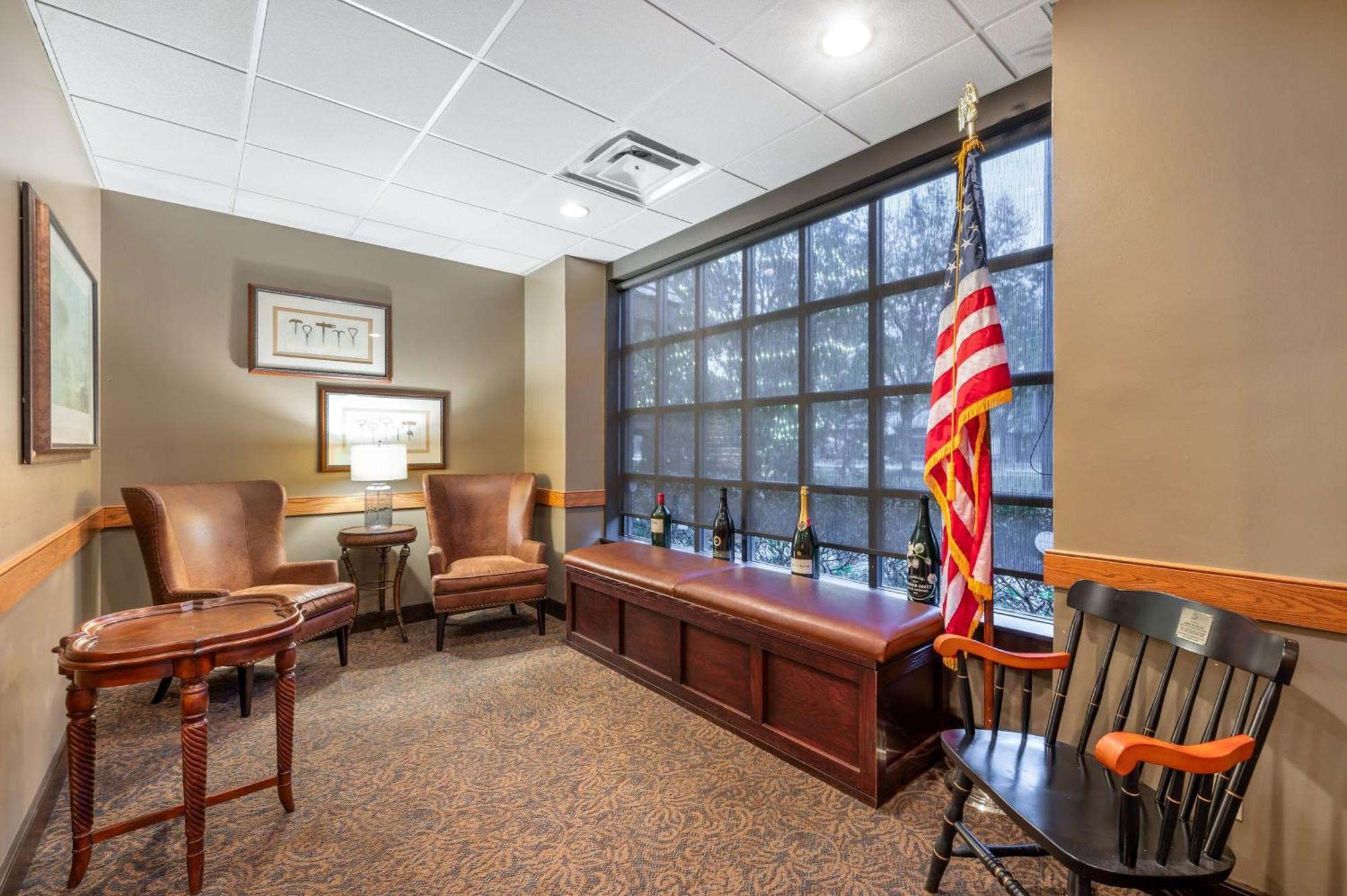 Best Western Premier Mariemont Inn Silverton Exterior photo